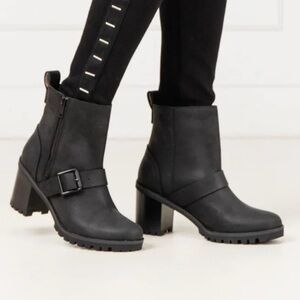 UGG Australia ‘Fern’ Leather Heeled Moto Boots Waterproof Black Women’s Sz 11